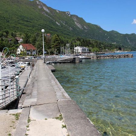 Pieds Dans L'Eau Au Lac Du Bourget Le Bourget-du-Lac Exteriér fotografie