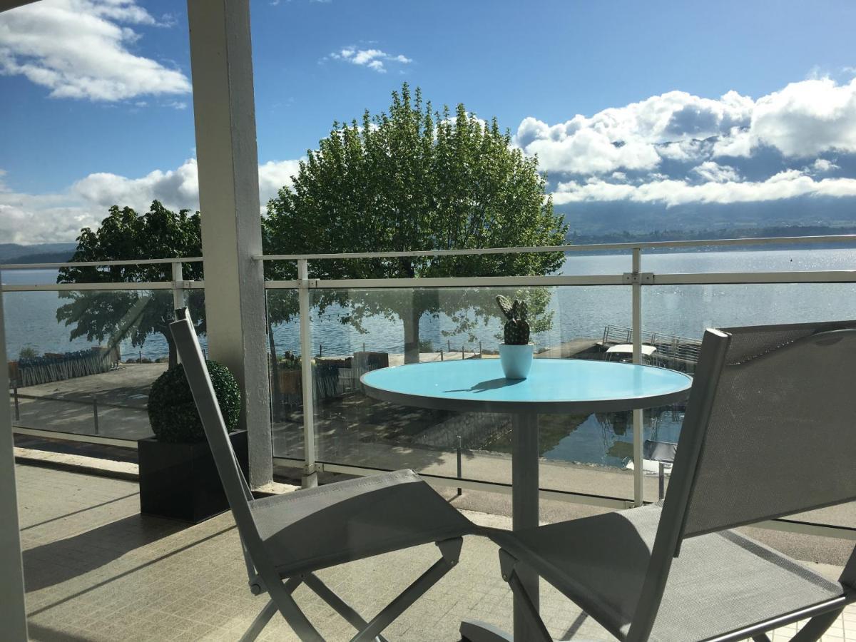 Pieds Dans L'Eau Au Lac Du Bourget Le Bourget-du-Lac Exteriér fotografie